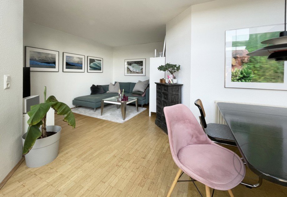 Couchbereich Wohnzimmer Maisonettewohnung K�ln / Raderberg
