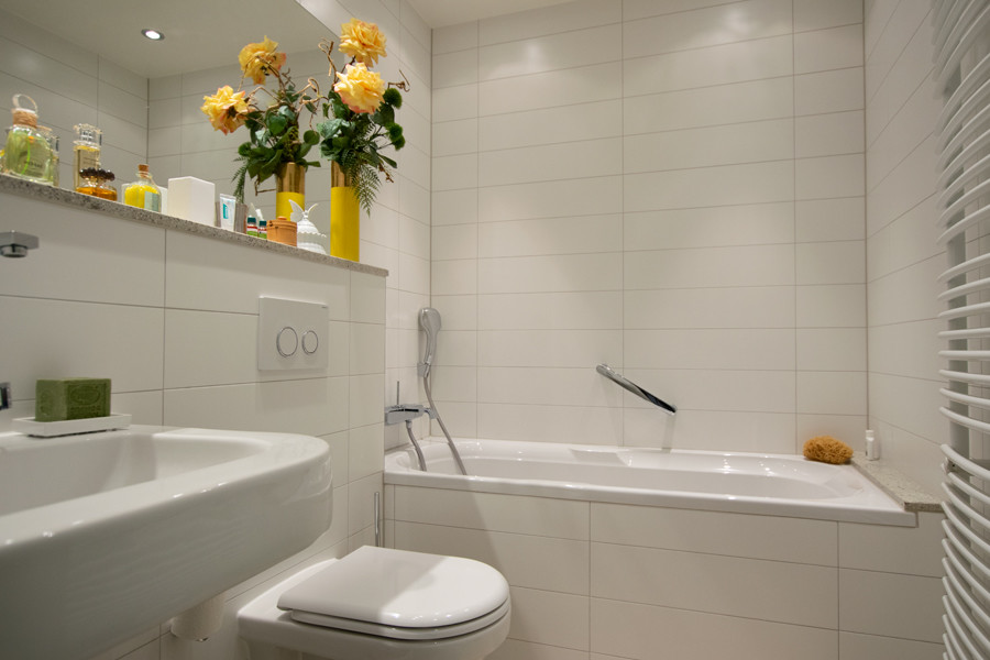 Wannenbad Etagenwohnung K�ln