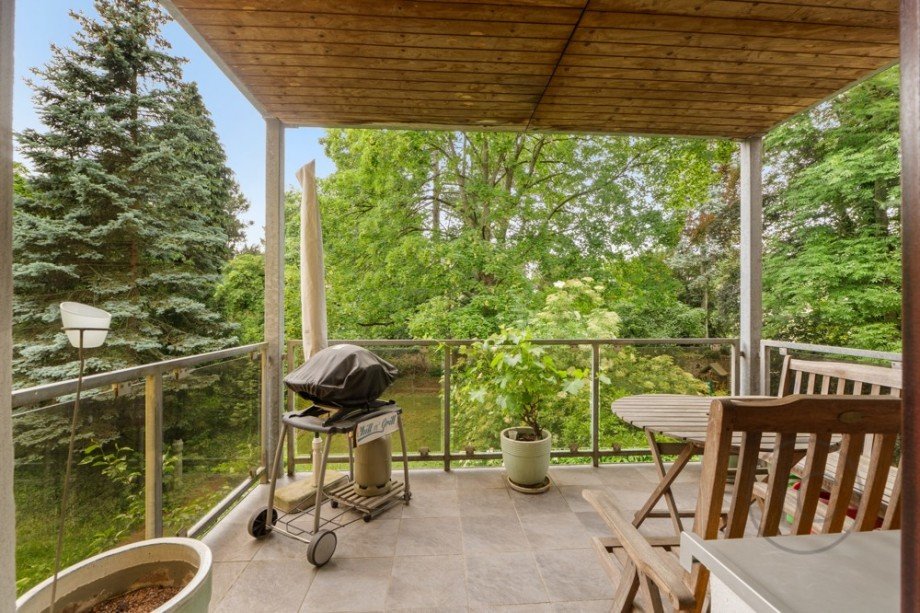 Balkon Gartenseite Etagenwohnung K�ln
