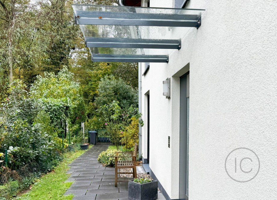 Haust�r Zweifamilienhaus Wahnheide