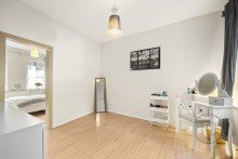 Kind / Ankleidezimmer Frechen Bachem: Einfamilienhaus mit besonderer Atmosph�re und einzigartigem Wohnbereich