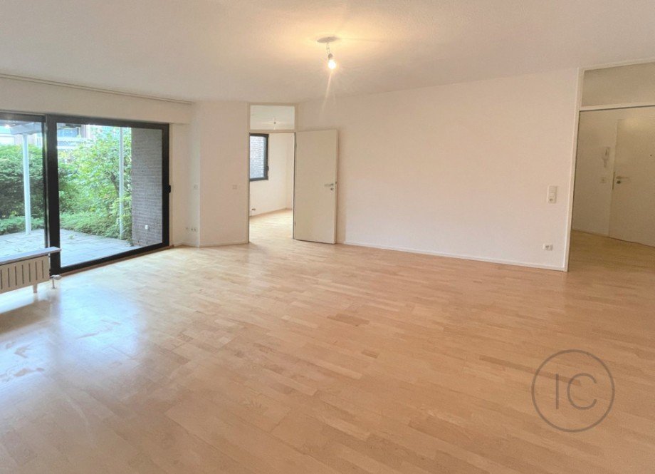 Wohnzimmer Etagenwohnung K�ln / Junkersdorf