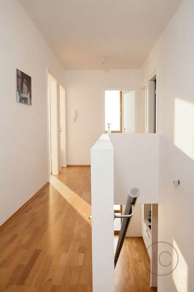 Treppenaufgang OG Maisonettewohnung K�ln / Rath/Heumar