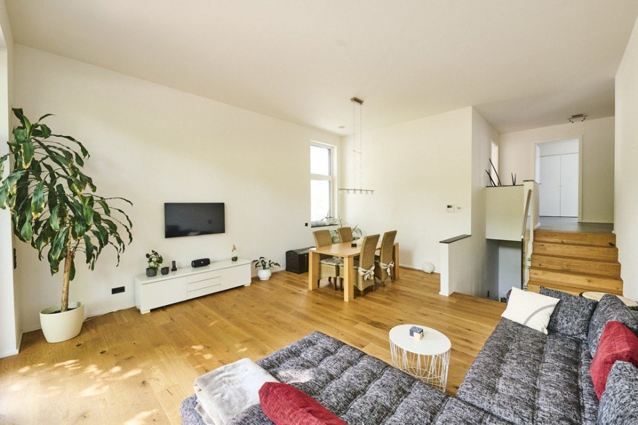  Erdgeschosswohnung R�srath
