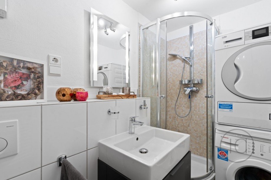 Duschbad Maisonettewohnung Bonn / R�ttgen