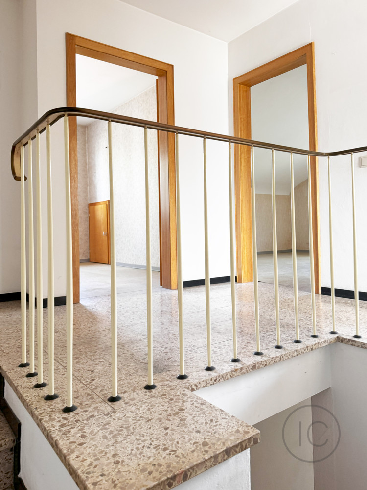 Flur oben2 Einfamilienhaus Bergisch-Gladbach