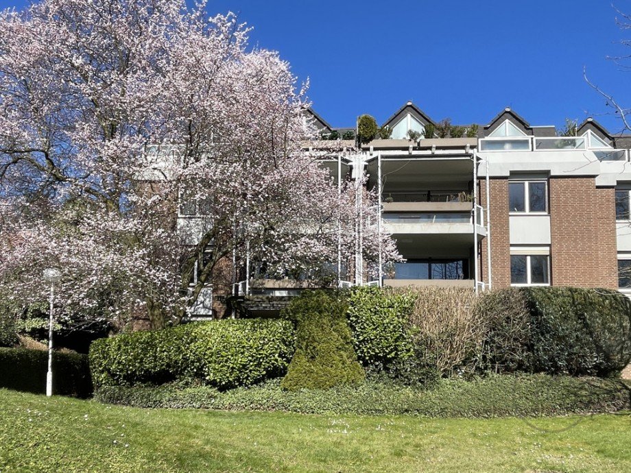 Au�enansicht Vorn Etagenwohnung K�ln / Junkersdorf