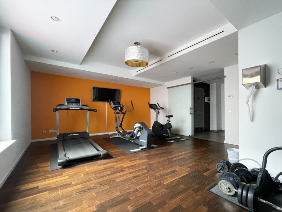 Gym Etagenwohnung K�ln