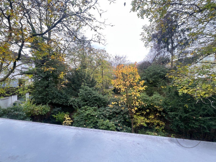 Ausblick Balkon Etagenwohnung K�ln
