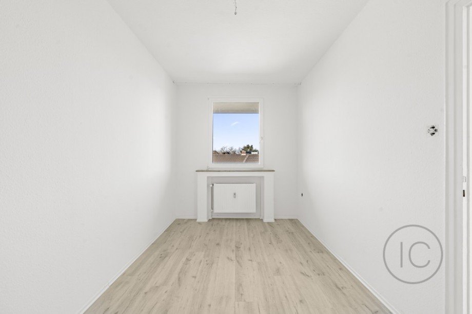 B�ro/ Kinderzimmer 3-Zimmer-Wohnung renoviert Mehrfamilienhaus Krefeld / Cracau