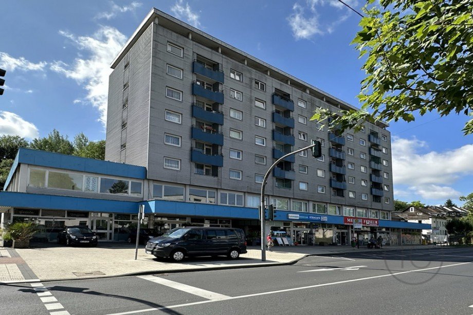 Stra�enansicht Mehrfamilienhaus Mettmann