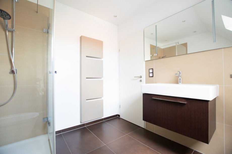 Badezimmer oben Etagenwohnung K�ln