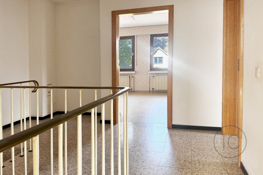 Flur oben Einfamilienhaus Bergisch-Gladbach