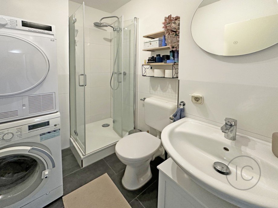 Duschbad Etagenwohnung K�ln / Junkersdorf