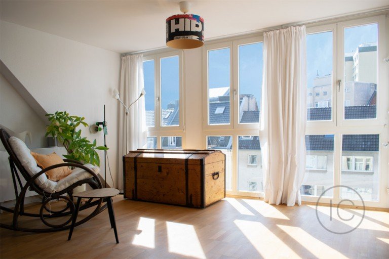 Zimmer K�ln Maisonettewohnung Wundersch�ne, moderne Altbau-Maisonette Wohnung in Nippes mit 4 Zimmern und zwei Balkonen