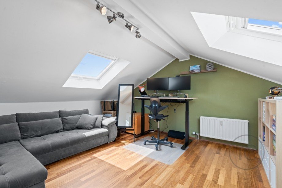 B�ro / Schlafzimmer Maisonettewohnung Bonn / R�ttgen