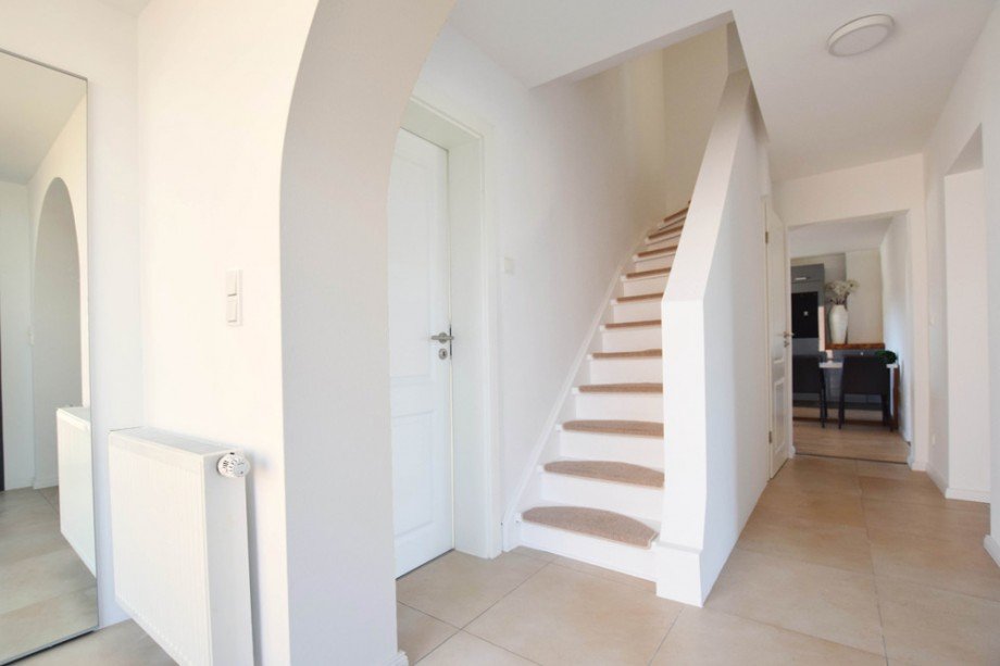 EG Flur Doppelhaush�lfte K�ln / Poll