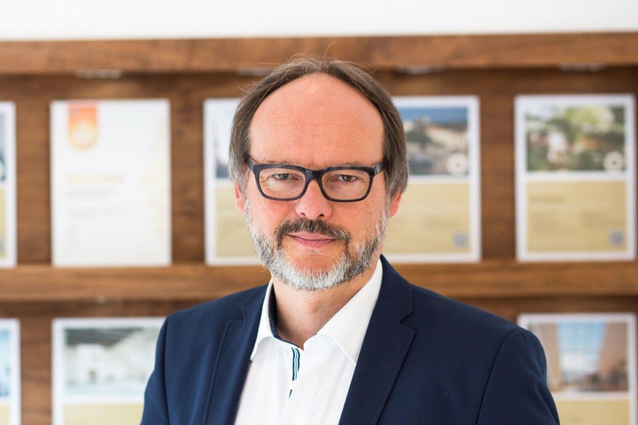 Claus Emmer Doppelhaush�lfte K�ln / Poll