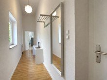 Flur Sanierte 1,5-Zimmer-Altbauwohnung als Kapitalanlage oder zur Eigennutzung