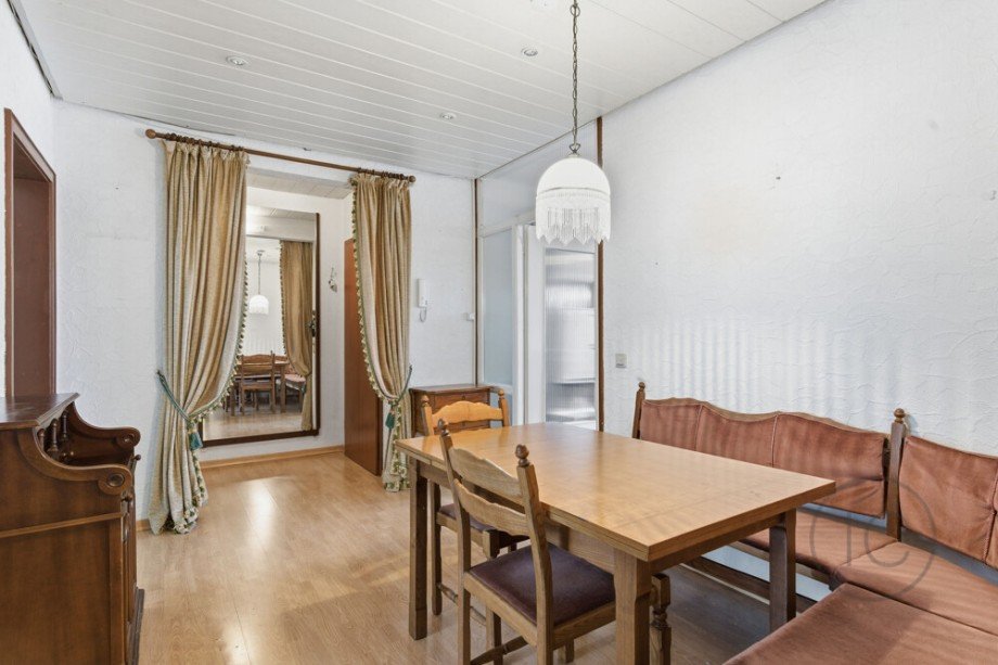Diele Blick Eingang Etagenwohnung K�ln / Chorweiler