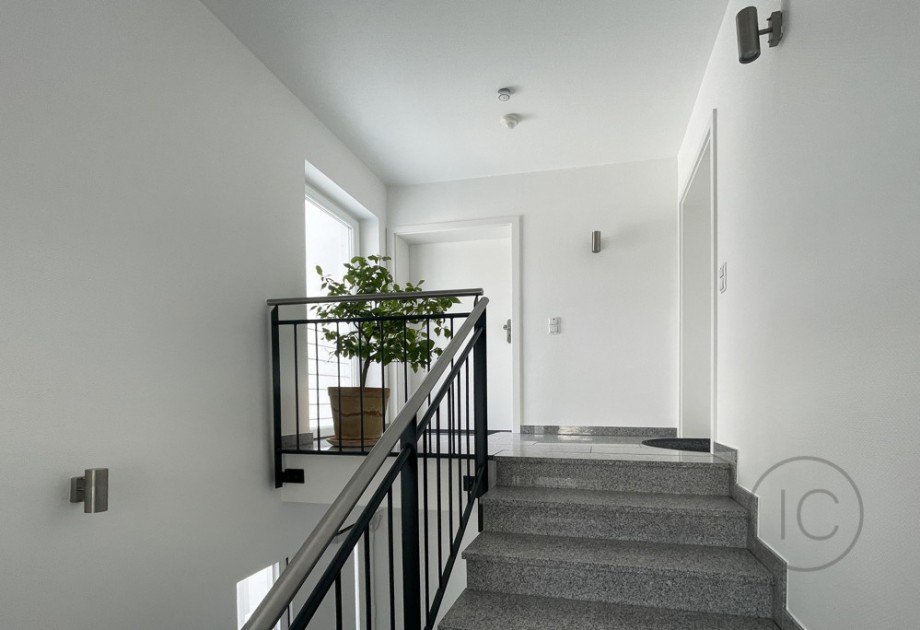 Eingang Treppenhaus Penthousewohnung Bonn / R�ngsdorf