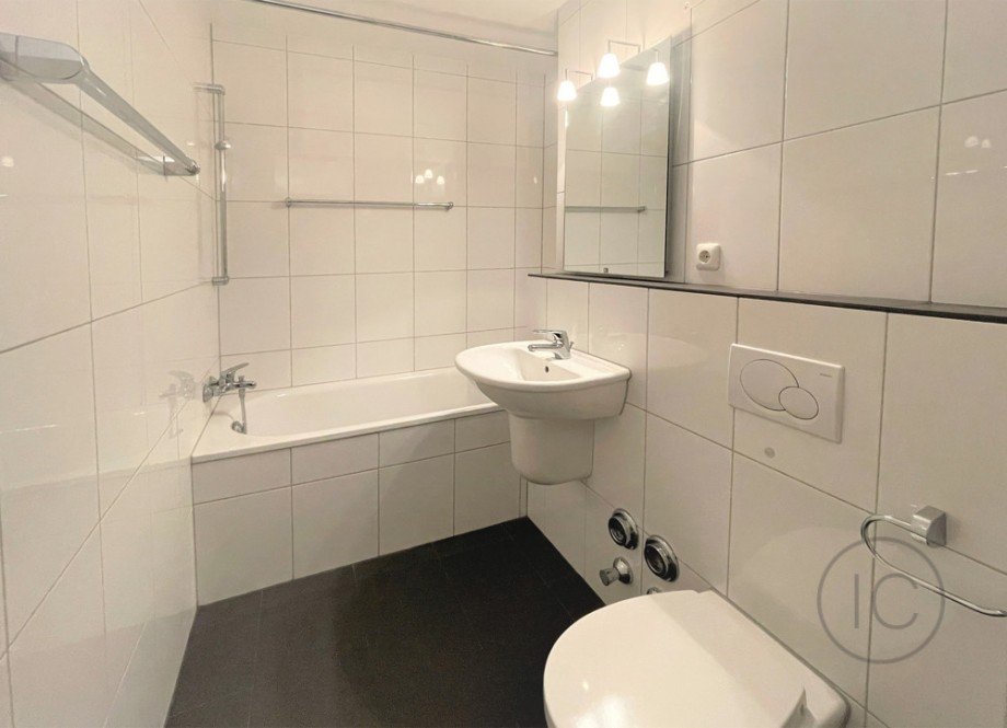 Bad Etagenwohnung K�ln / Junkersdorf