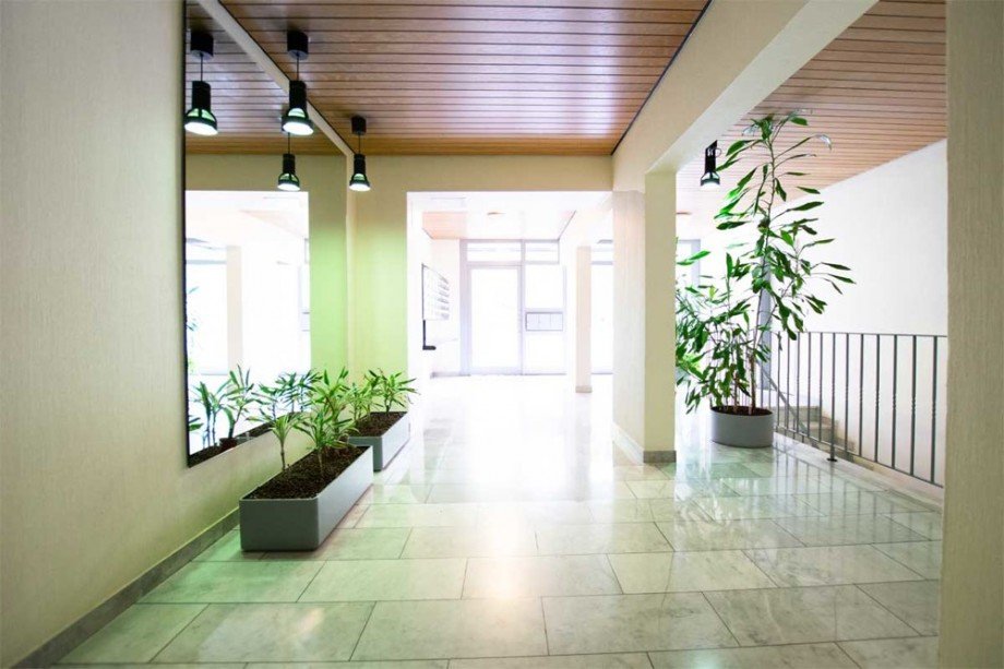 Eingang Etagenwohnung K�ln