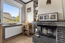 Kamin Frechen Bachem: Einfamilienhaus mit besonderer Atmosph�re und einzigartigem Wohnbereich