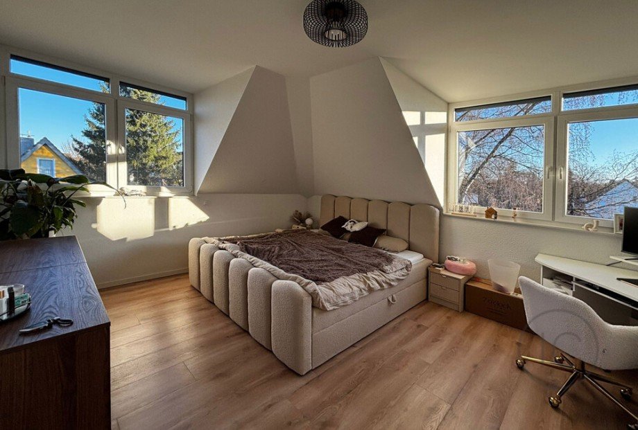 Schlafzimmer Dachgeschosswohnung Bergisch Gladbach / Refrath