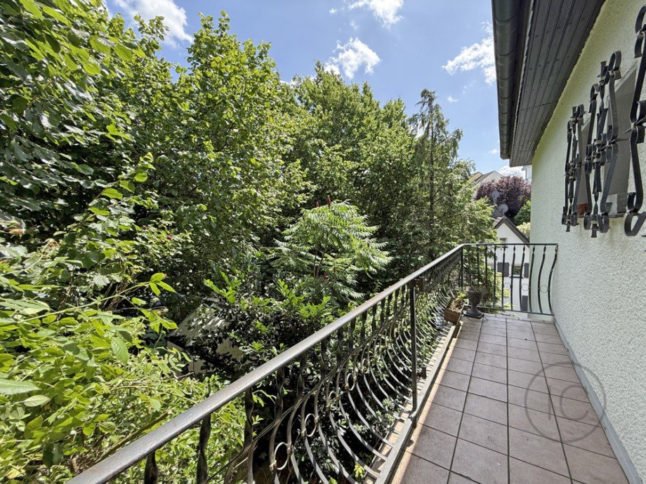 Ostbalkon Einfamilienhaus Bergisch Gladbach