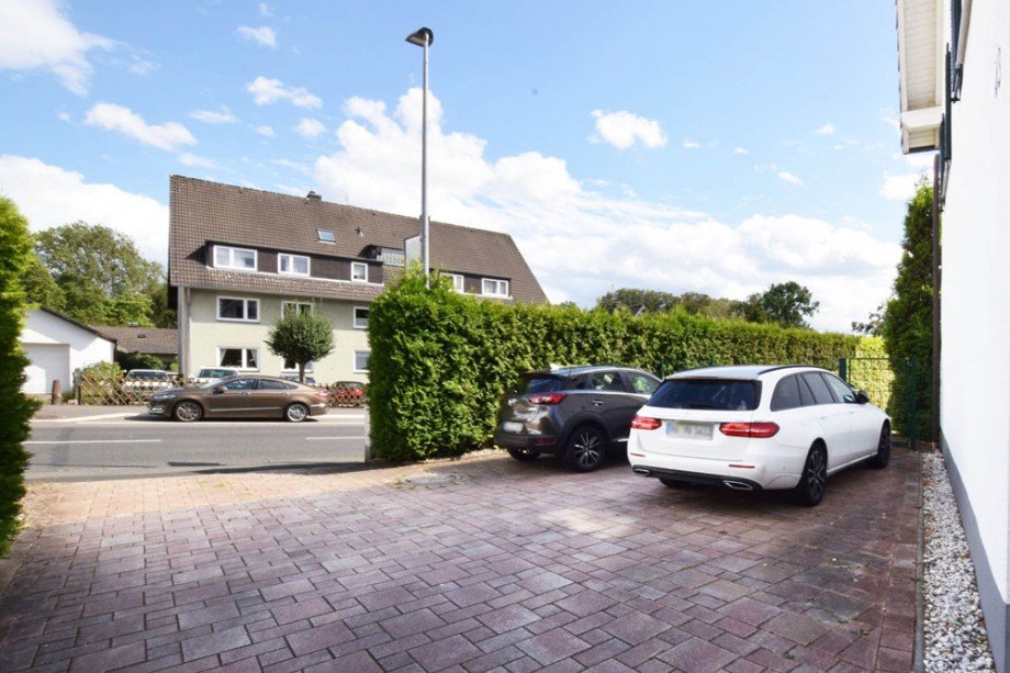 Stellpl�tze Maisonettewohnung Bergisch Gladbach-Katterbach