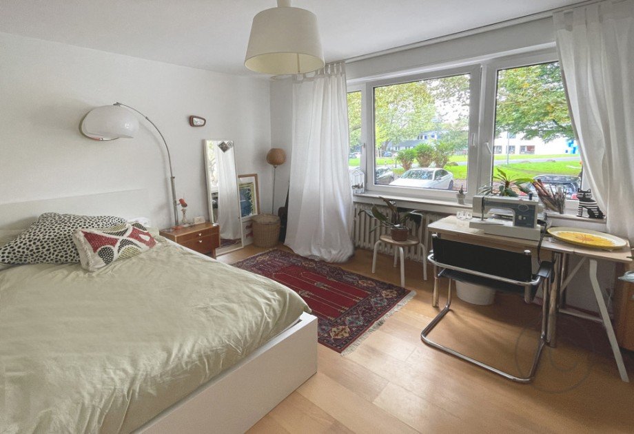 Schlafzimmer Erdgeschosswohnung K�ln