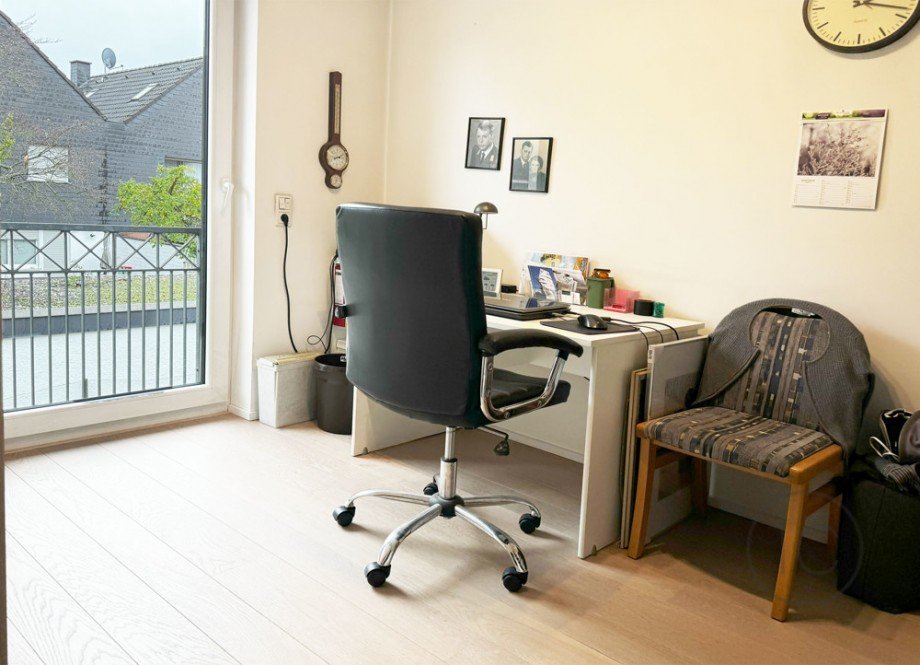 B�ro WHG 1. OG Zweifamilienhaus Wahnheide