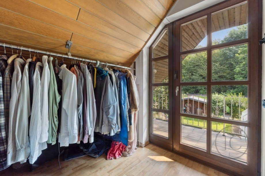 Ankleidezimmer Einfamilienhaus K�ln / Merkenich