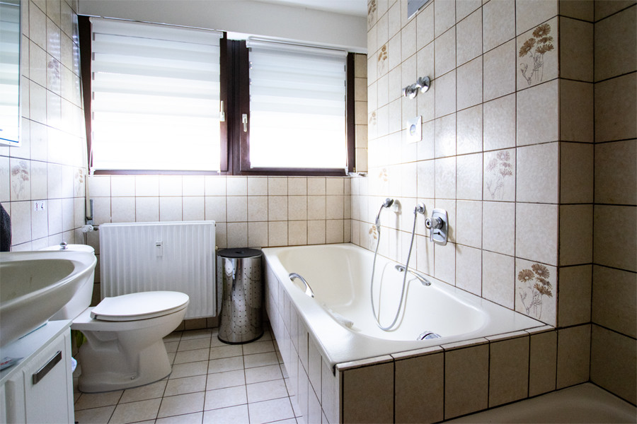Badezimmer Maisonettewohnung Bergisch Gladbach