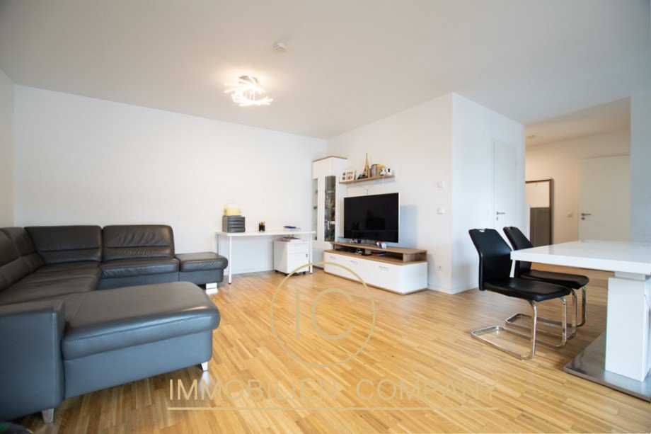 Titelbild_WHG Etagenwohnung K�ln / L�venich
