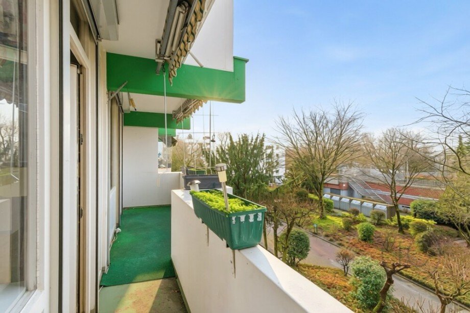 Balkon Etagenwohnung K�ln / Chorweiler