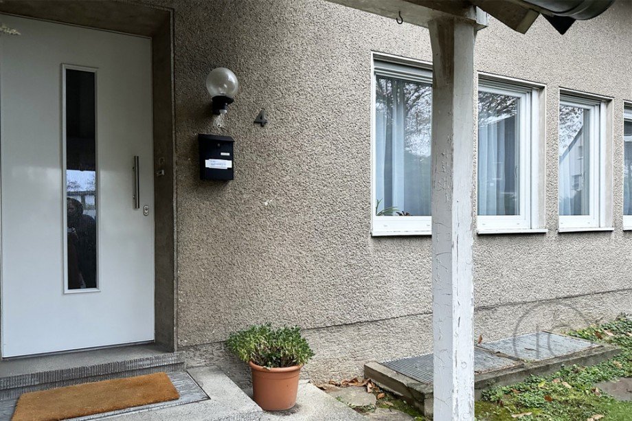 Eingang Zweifamilienhaus K�ln / Junkersdorf