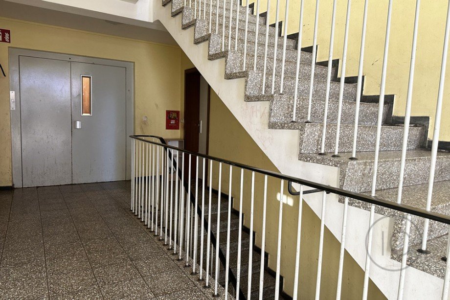 Treppenhaus Mehrfamilienhaus Bonn