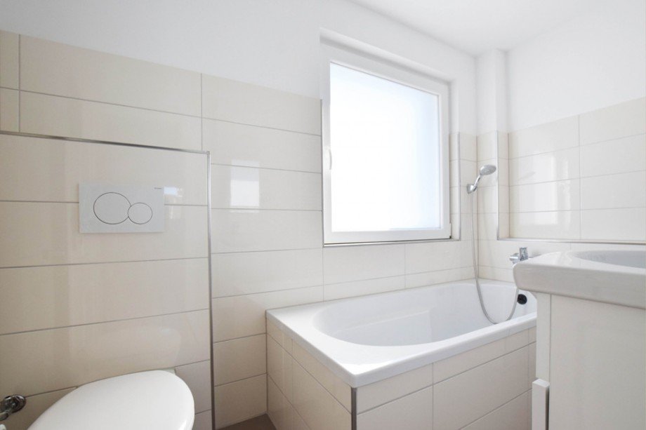 OG Bad Doppelhaush�lfte K�ln / Poll