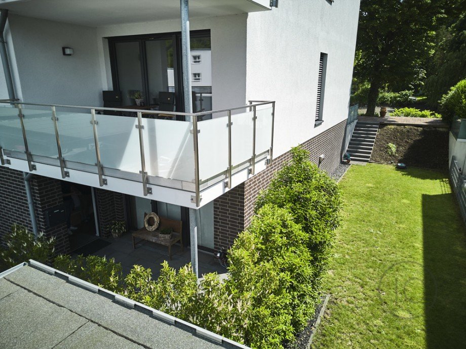 Balkon Au�enansicht Erdgeschosswohnung R�srath
