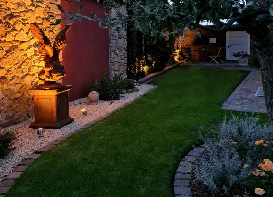 Garten Abend Einfamilienhaus Niederkassel