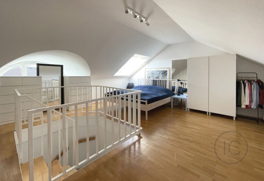 Schlafzimmer Dach Maisonettewohnung K�ln / Raderberg