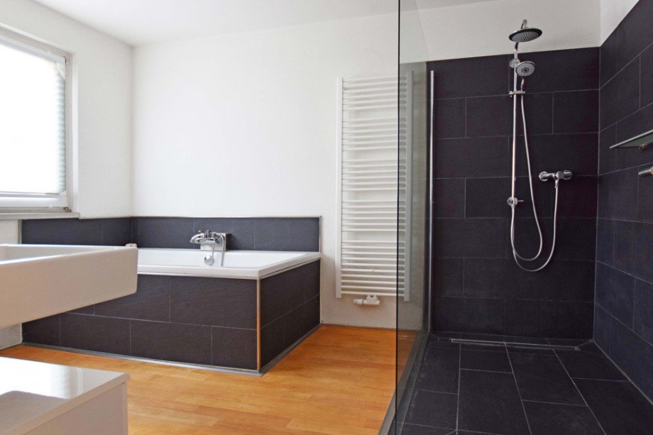 OG: Badezimmer Reihenmittelhaus K�ln / Lindenthal