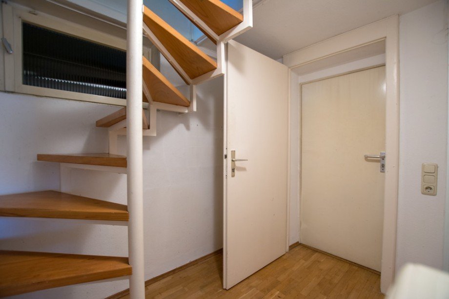 Kellertreppe Etagenwohnung Bergisch Gladbach / Katterbach
