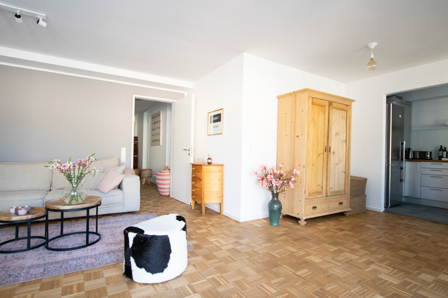 Wohnen_Flur_K�che Etagenwohnung K�ln / Lindenthal