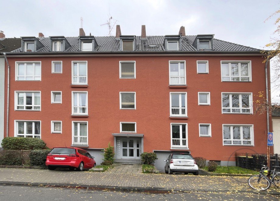 Stra�enansicht Etagenwohnung K�ln