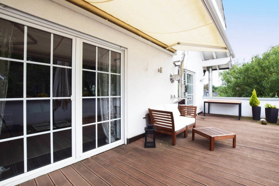 Terrasse mit Markise Maisonettewohnung Bergisch Gladbach-Katterbach