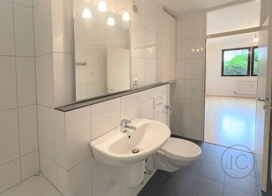 Bad Etagenwohnung K�ln / Junkersdorf