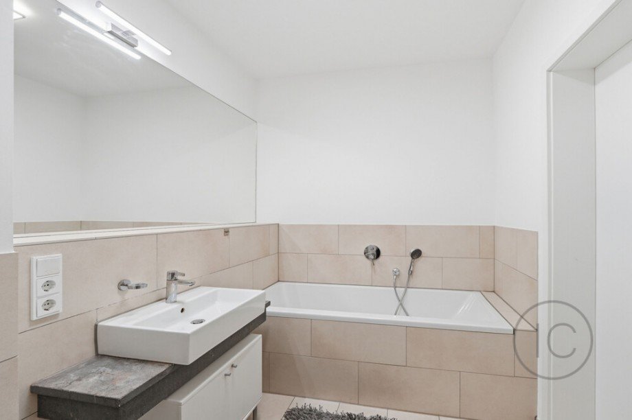 En Suite Bad Etagenwohnung K�ln